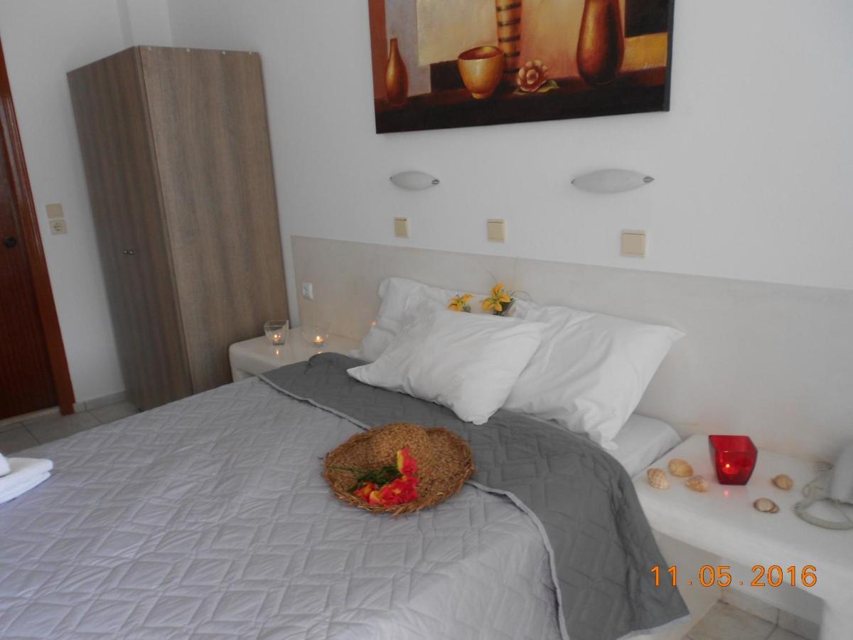 Rooms To Let Rena Monolitos Zewnętrze zdjęcie